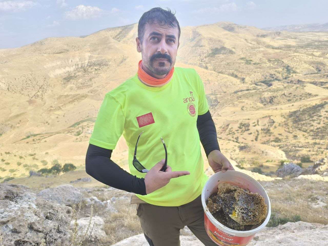 Yüzlerce metrede tehlikeli hasat! Kilosu 15 bin TL’den satılıyor 4